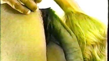 Czekoladowa darmowe erotyczne filmy laska ma idealne atuty na porno kasting