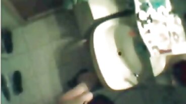 Blond BBW serwuje szczęśliwego kutasa ze wszystkimi jej darmowe filmy erotyczne striptiz całościami