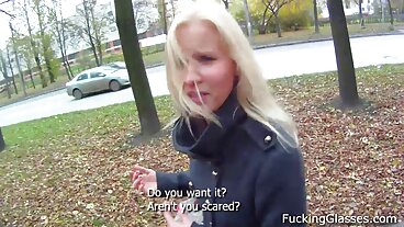 Tiffany prawie żałuje, że zerżnęła swojego chłopaka tym grubym murzynem darmowe filmy erotyczne anime