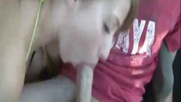Japońska darmo erotyka Cutie bawi się spermą przed połknięciem