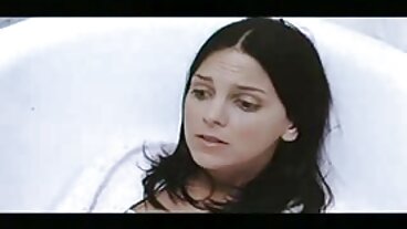 Zabawka z darmowe filmy erotyczne z fabułą wieloma wibracjami z mokrą japońską cipką